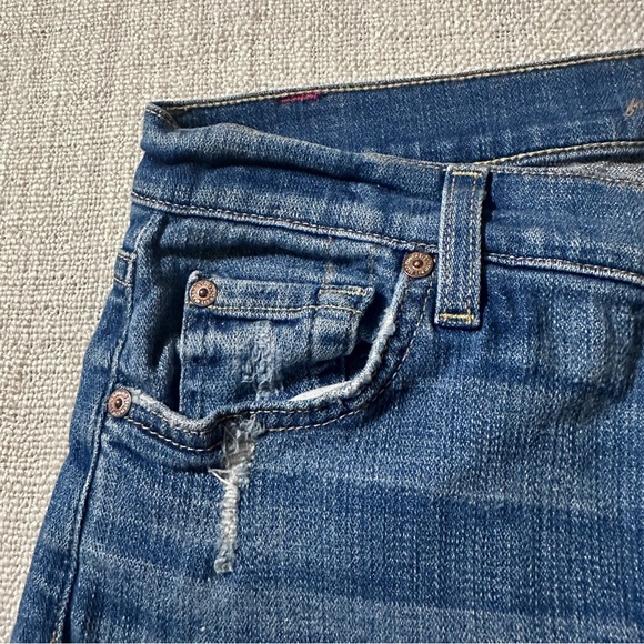 7 FOR ALL MANKIND Josefina Skinny Boyfriend Jeans Distressed Cottagecore Wmn 24 - Picture 5 of 16